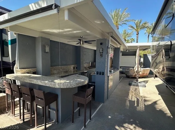 8175 Arville St #160, Las Vegas, NV 89139