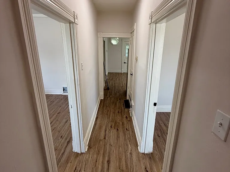 757 Regina Ave — Photo 4