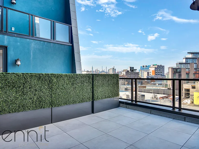 56 Ainslie St #2R — Photo 18