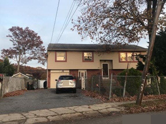 1st image of 431 Commack Rd