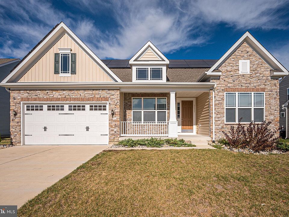 1st image of 24057 Havenwood Ln