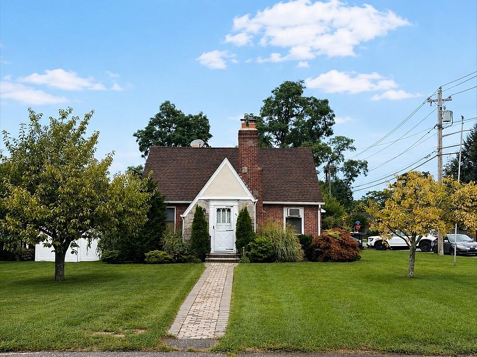 2nd image of 49 Seafield Lane
