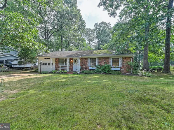 3311 Hooper Rd, New Windsor, MD 21776