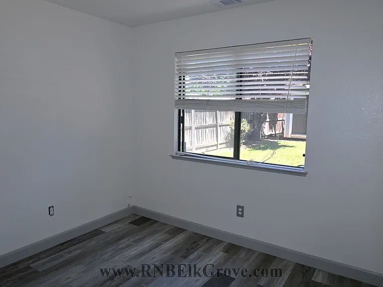 9301 Quintanna Ct — Photo 12