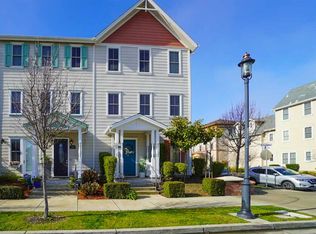 2093 Tsushima St, Hercules, CA 94547