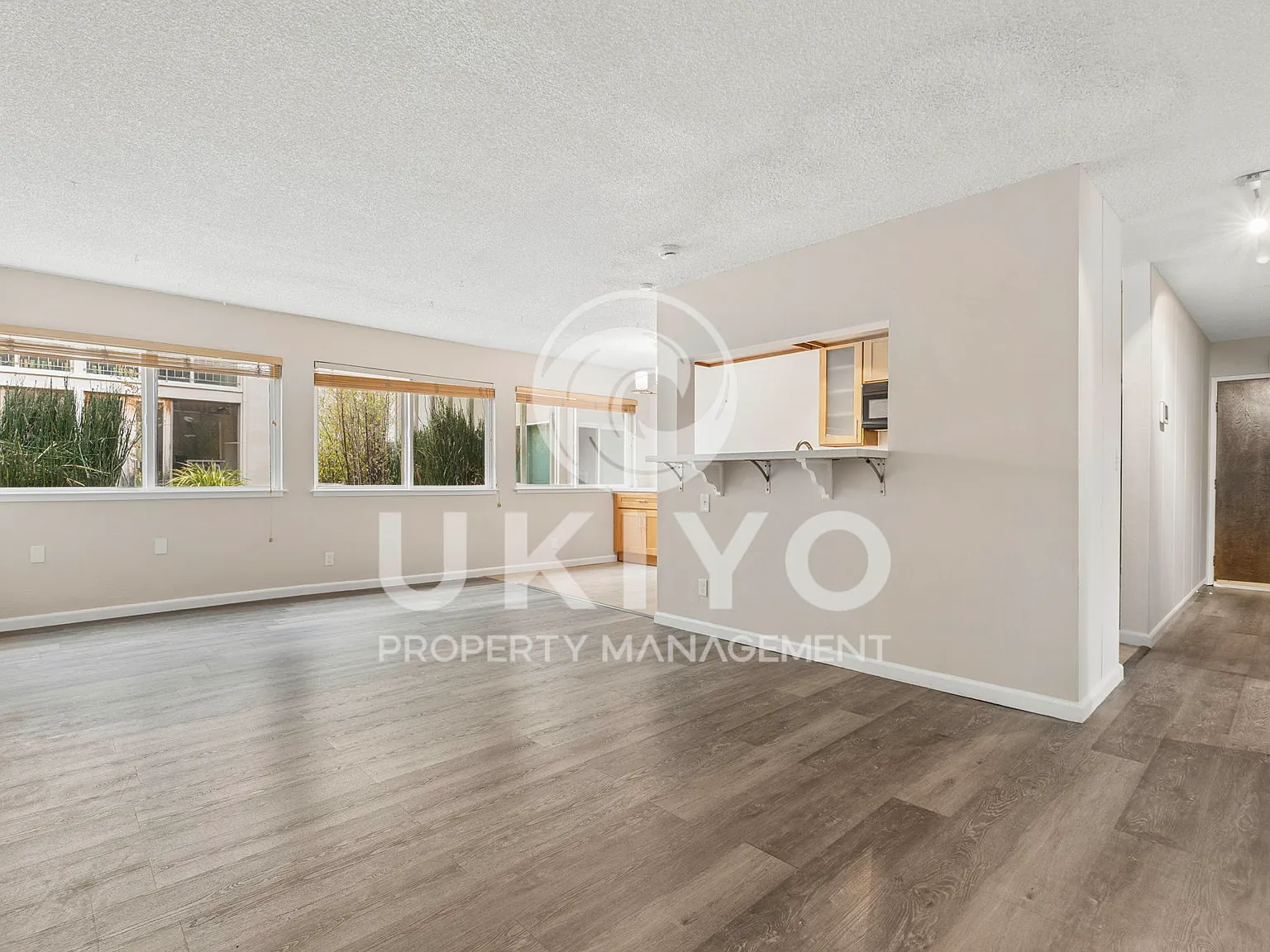 360 Vernon Street - 1 — Photo 2