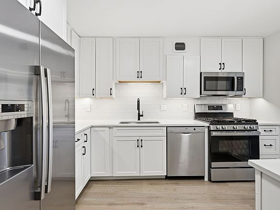 2nd image of 4620 N Park Ave APT 503E