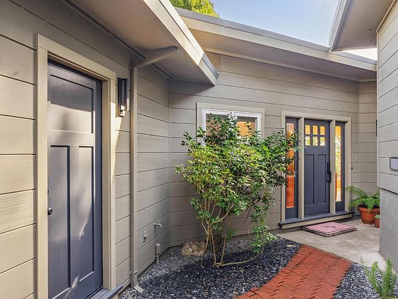 5th image of 311 Edgewood Avenue