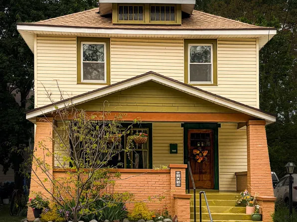 505 Storrs St SE, Grand Rapids, MI 49507
