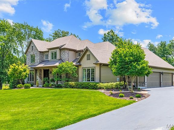 2nd image of 50 Meadowbrook Country Club Est