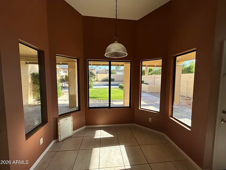 9274 E Corrine Dr — Photo 5