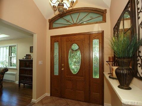 3rd image of 34 Green Meadow Ln