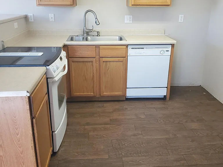 5010 S 28th St #2 — Photo 4
