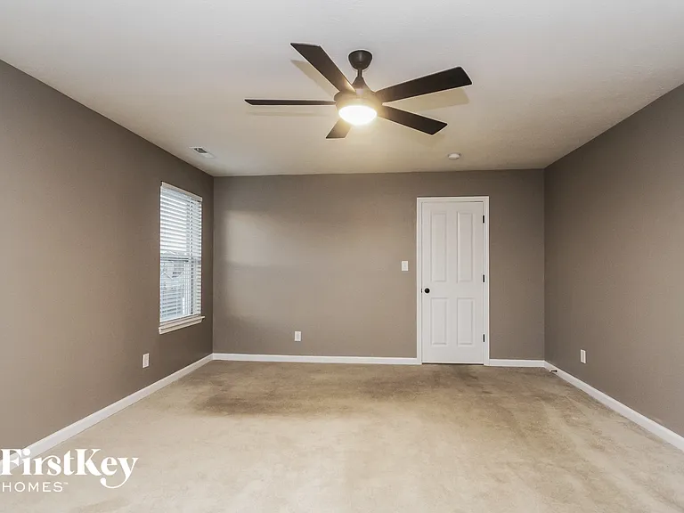 8644 Hornady Dr — Photo 7
