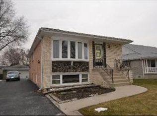 10246 S 81st Ave, Palos Hills, IL