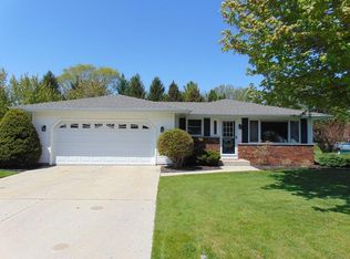 3810 N 45th St, Sheboygan, WI 53083
