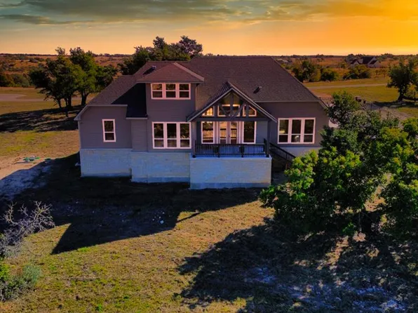 517 Dancing Sun Rd, Fredericksburg, TX 78624