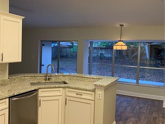 4th image of 4719 Dunbarton Dr