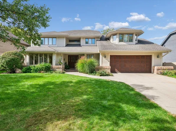742 Torrington Dr, Naperville, IL 60565