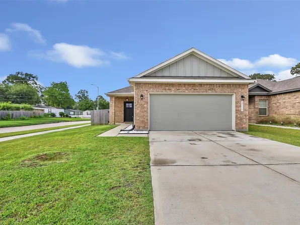 814 Redinger Ridge Dr, Huffman, TX 77336