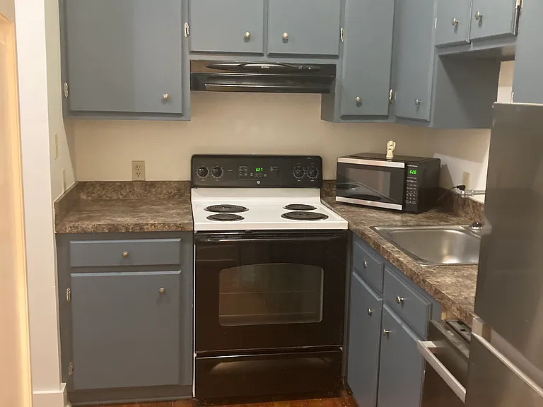 508 Brashear Ave — Photo 3