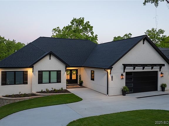3rd image of 349 Las Campanas