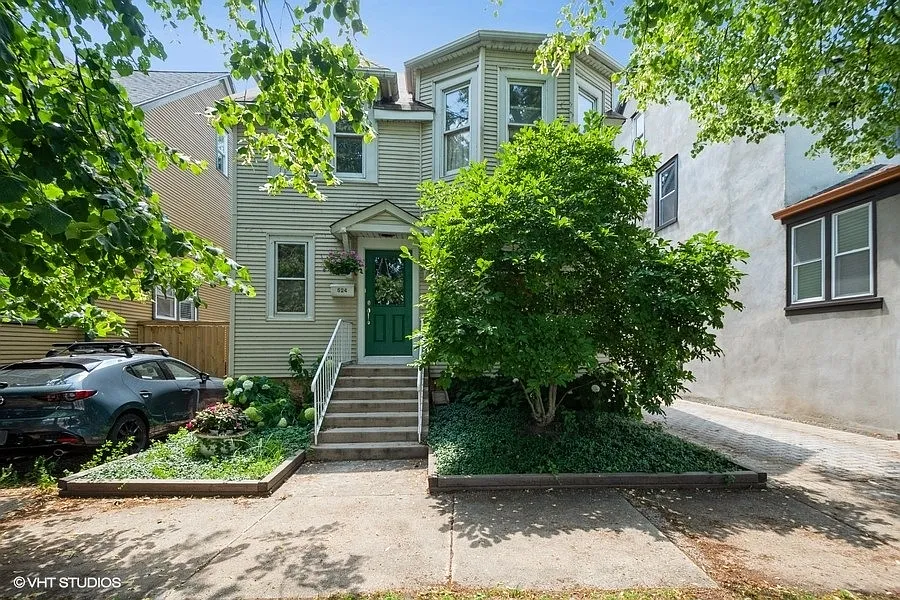 524 Hamilton St photo 1