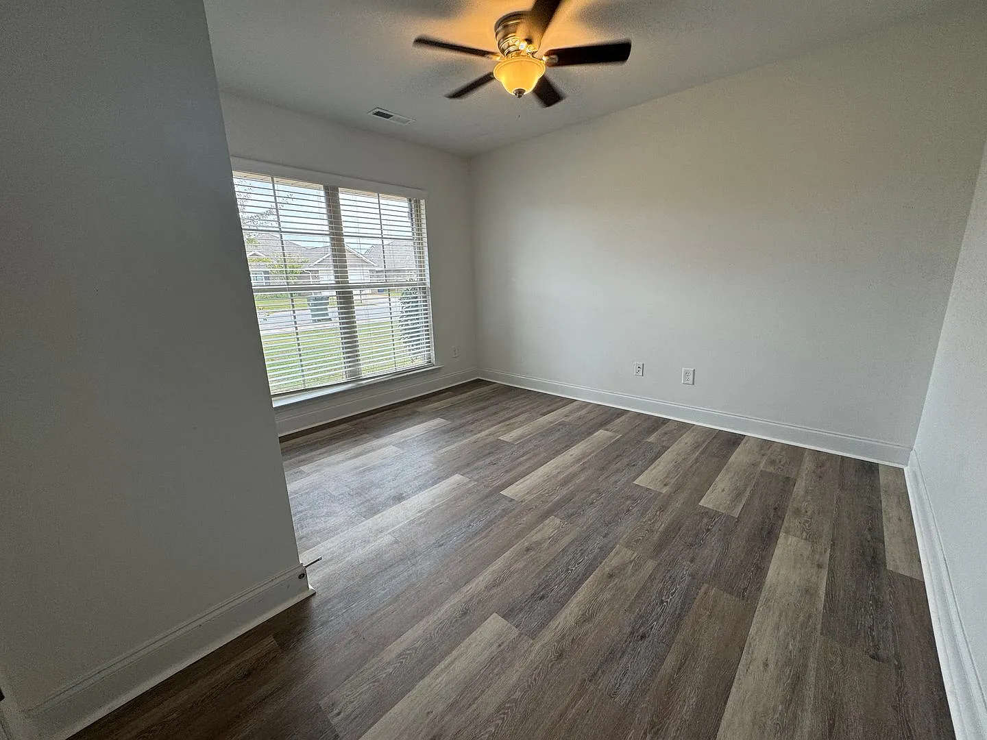 110 Tybee Drive — Photo 3