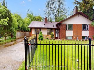 61 Centre St N, Brampton, ON L6V1T1