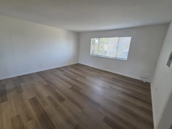 1820 Santa Clara Ave, Alameda, CA 94501