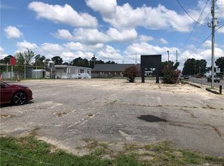 5855 Yadkin Rd, Fayetteville, NC 28303