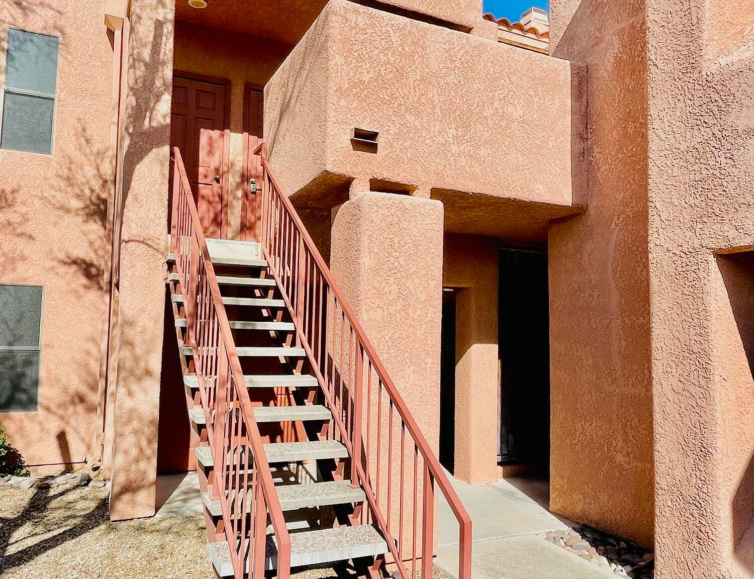 1 bed, 1.0 bath, 753 sqft, $1,500 — Photo 2