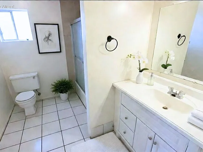 1332 N Miller Rd #A — Photo 3