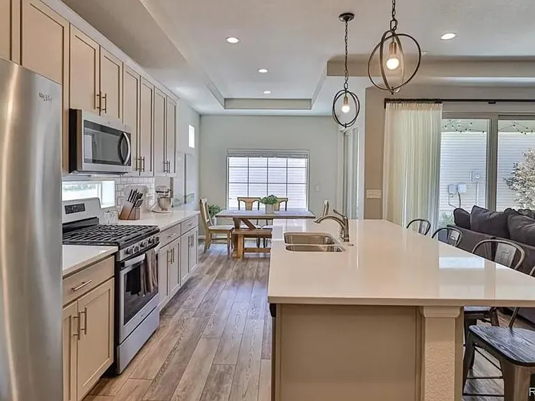 6652 Golden Briar Ln — Photo 11