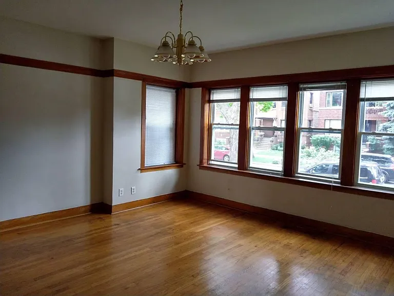 3039 W Waveland Ave #2 — Photo 1