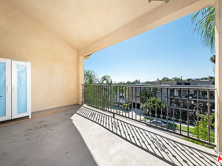 650 E Palm Ave #302 — Photo 16