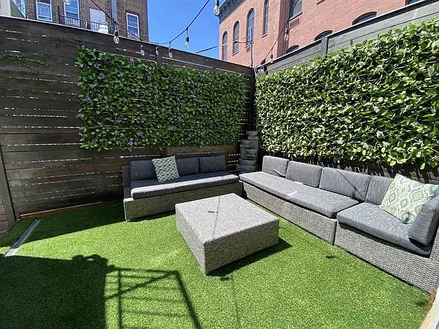 217 Cambridge Ave — Photo 1
