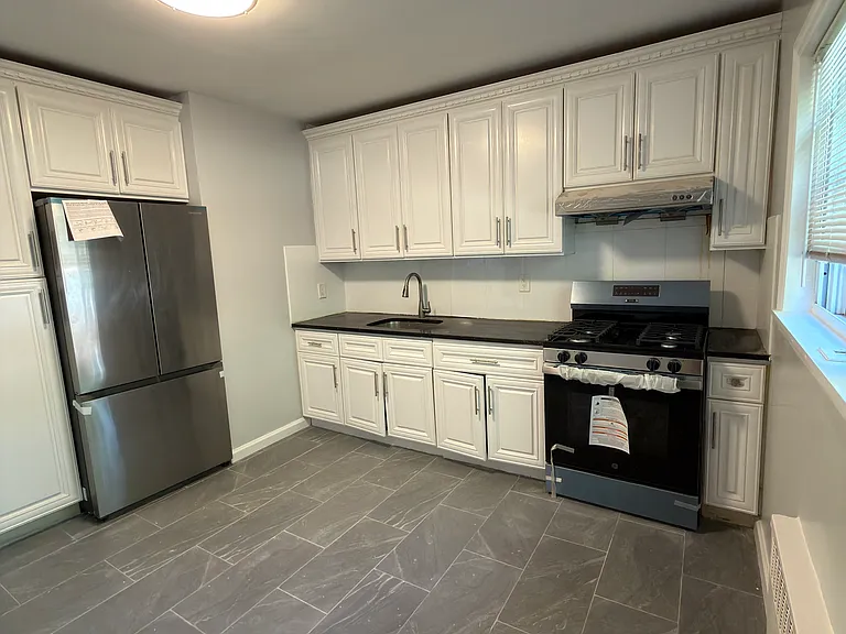 56-40 175th Pl #A — Photo 5