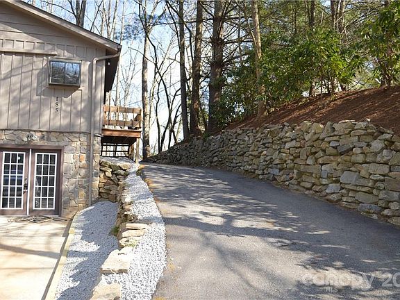 4th image of 185 Mountain View Dr
