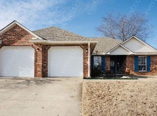 26410 Arrowood Dr, Claremore, OK 74019
