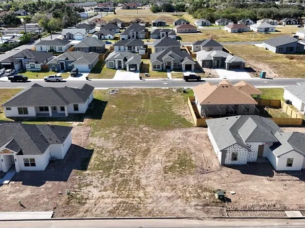418 Parker Rd, La Feria, TX 78559