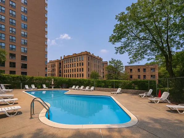 50 Brighton 1 Rd #15, Brooklyn, NY 11235