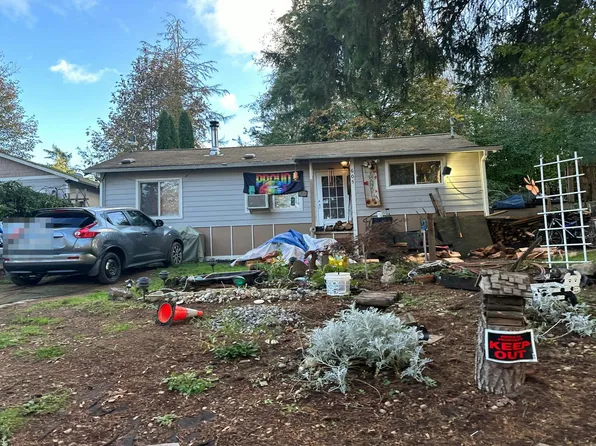 605 E Walnut St, Shelton, WA 98584