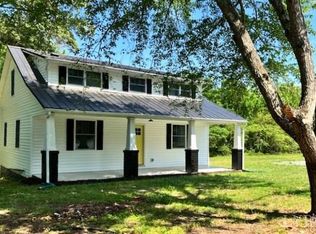 1428 Railview Rd, Gladys, VA 24554