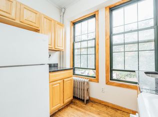 206 Scholes St #24, Brooklyn, NY 11206