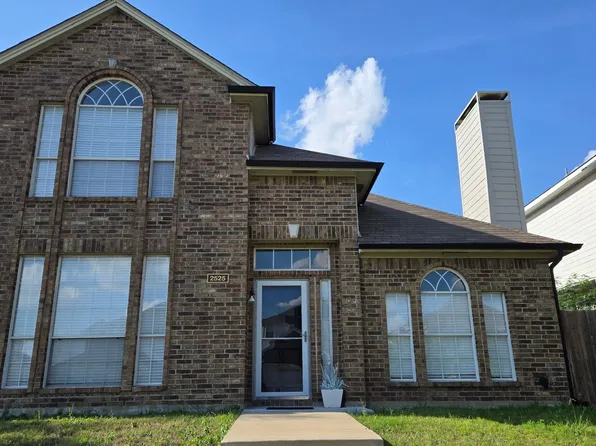 2525 Brooke Trl, Carrollton, TX 75006