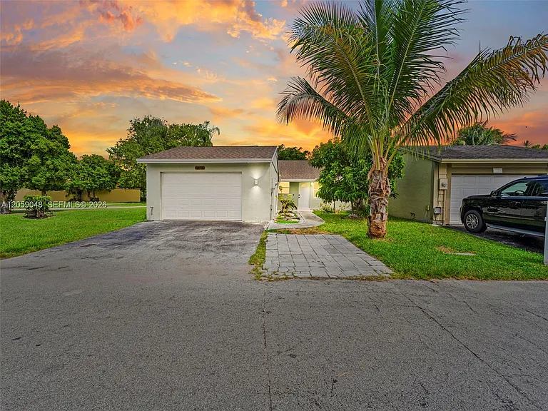 1378 Osprey Ct — Photo 40