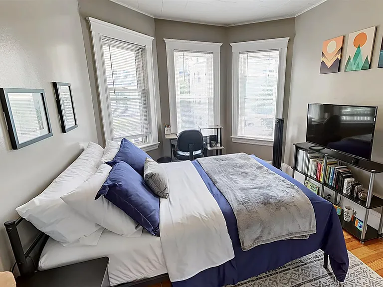 3 Heath St #3 — Photo 6