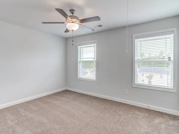 213 Brick Kiln Loop, Clayton, NC 27520