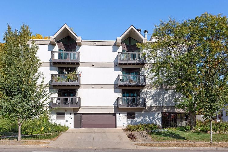 1st image of 232 Franklin Ave W #307